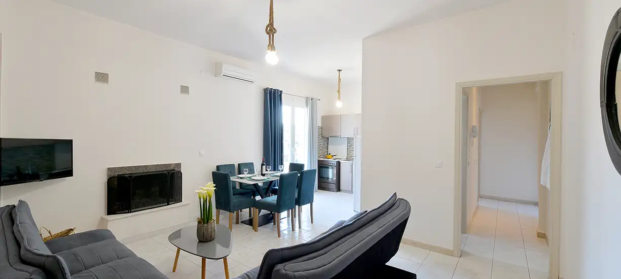 Vivari Apartment with View